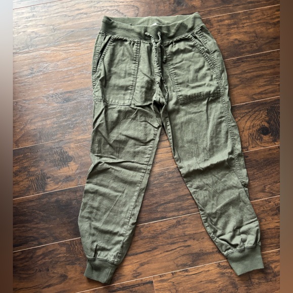 Green Joggers - Picture 1 of 3